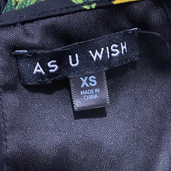 Rompers - Picture 1 of 3